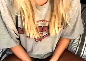 Amateur Blonde Teen Plays Solo with Toy Webcam Porn